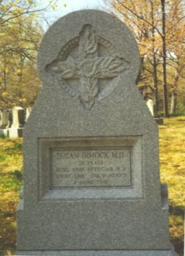Photo of Susan Dimock's grave by Joellen Hawkins